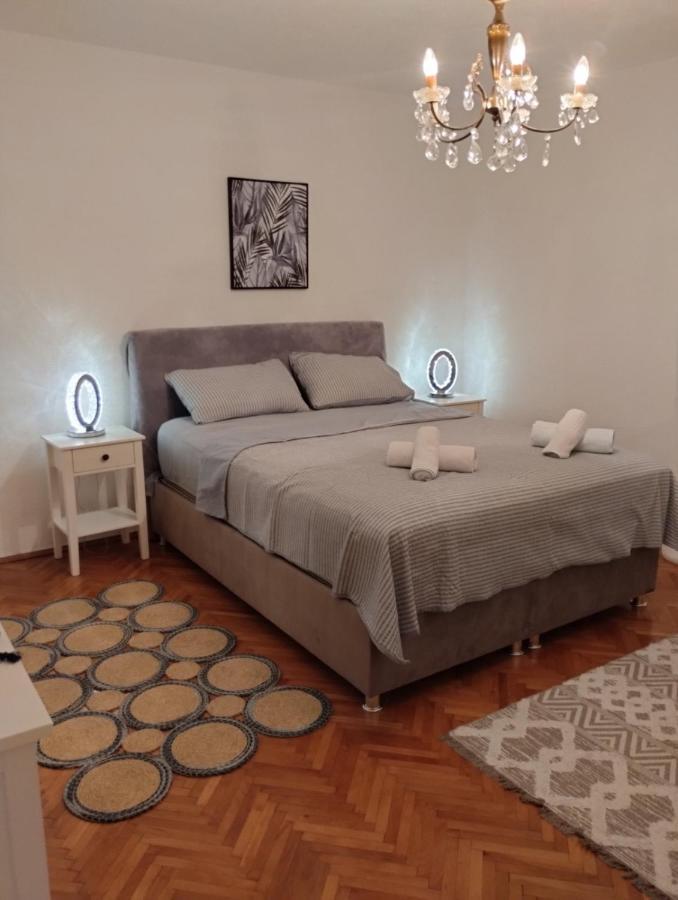 Апартаменты Foreks Apartman Макарска Экстерьер фото